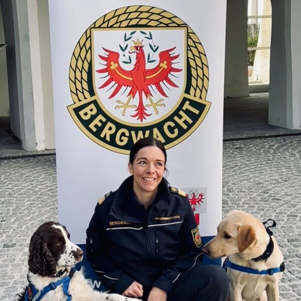 Hundeführerin Simone